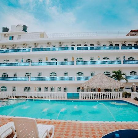 Kevin'S Tolu By Bernalo Hotels Экстерьер фото