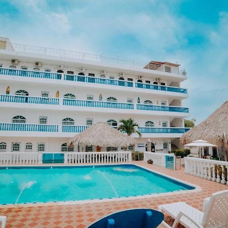 Kevin'S Tolu By Bernalo Hotels Экстерьер фото